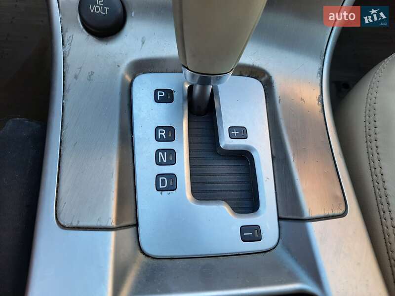 Внедорожник / Кроссовер Volvo XC60 2010 в Луцке