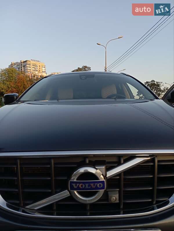 Внедорожник / Кроссовер Volvo XC60 2011 в Харькове