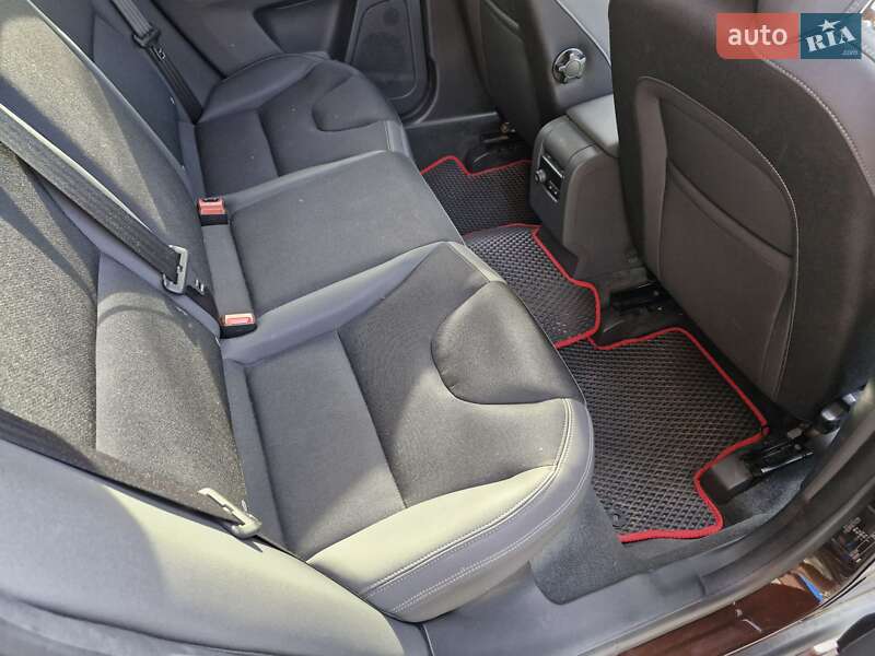 Позашляховик / Кросовер Volvo XC60 2013 в Києві