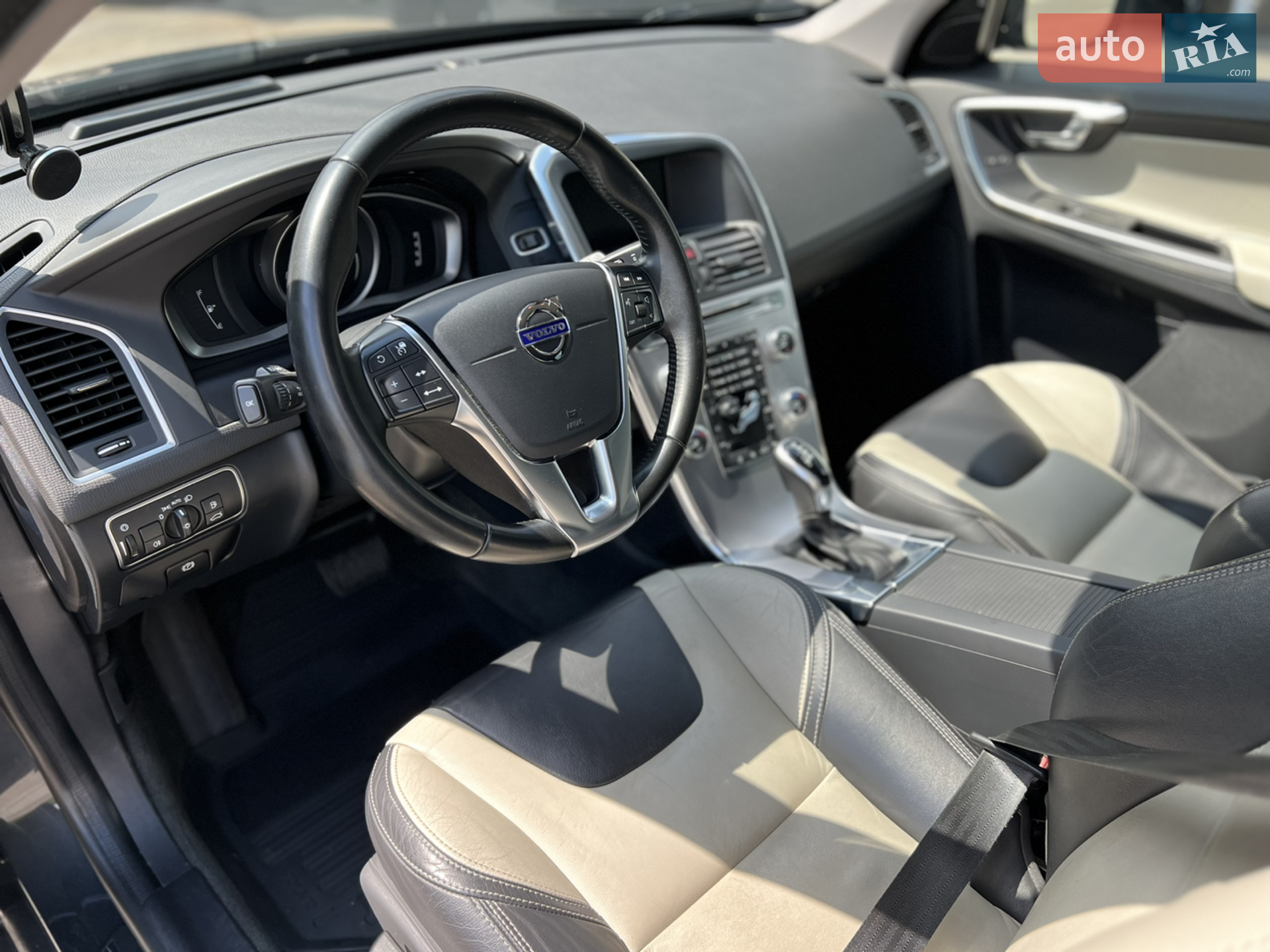 2017 Volvo XC60 - мініатюра 6