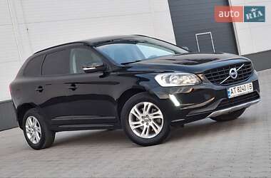 Позашляховик / Кросовер Volvo XC60 2015 в 