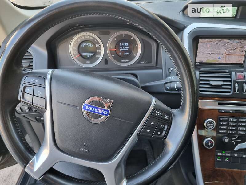 Внедорожник / Кроссовер Volvo XC60 2009 в Луцке