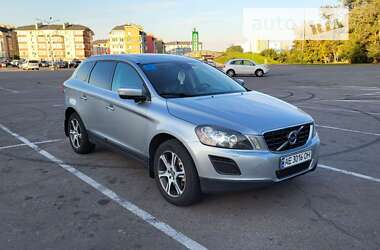 Внедорожник / Кроссовер Volvo XC60 2012 в Вишневом