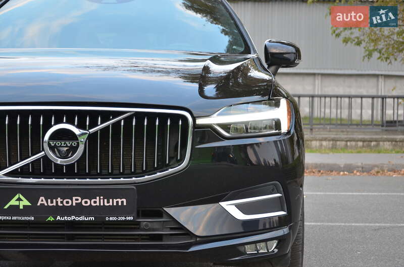 Внедорожник / Кроссовер Volvo XC60 2018 в Киеве
