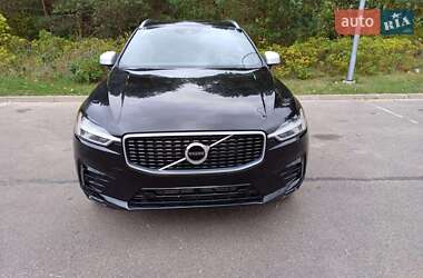 Позашляховик / Кросовер Volvo XC60 2019 в 