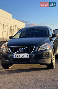 Внедорожник / Кроссовер Volvo XC60 2013 в 