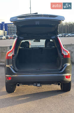 Внедорожник / Кроссовер Volvo XC60 2013 в 