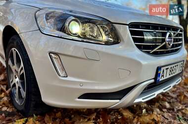 Внедорожник / Кроссовер Volvo XC60 2015 в 