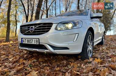 Внедорожник / Кроссовер Volvo XC60 2015 в 