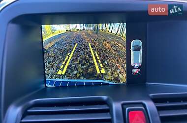 Внедорожник / Кроссовер Volvo XC60 2015 в 