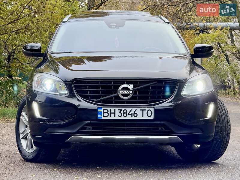 Внедорожник / Кроссовер Volvo XC60 2015 в Одессе