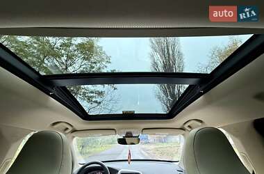 Внедорожник / Кроссовер Volvo XC60 2015 в 