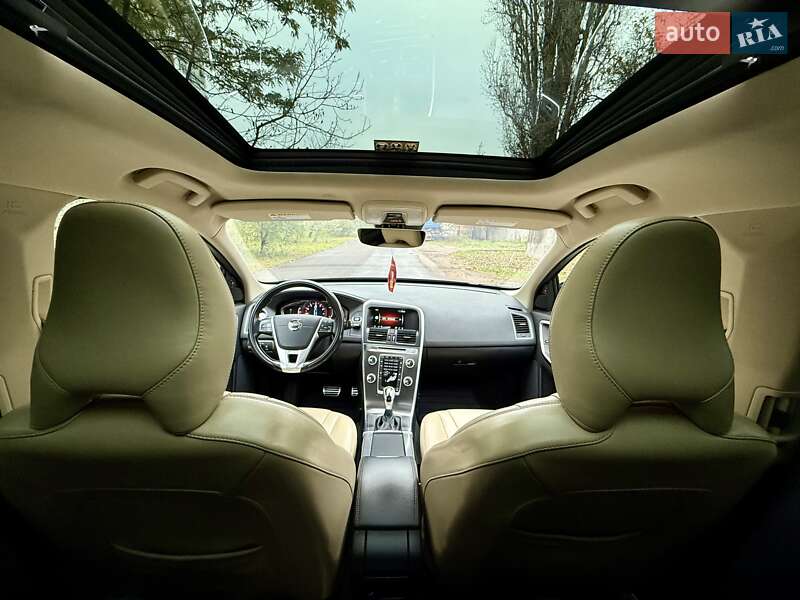 Внедорожник / Кроссовер Volvo XC60 2015 в Одессе