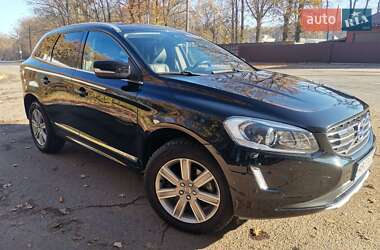 Внедорожник / Кроссовер Volvo XC60 2015 в 