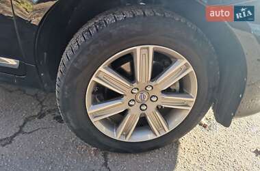 Внедорожник / Кроссовер Volvo XC60 2015 в 