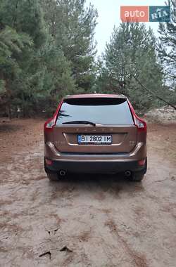 Внедорожник / Кроссовер Volvo XC60 2012 в Светловодске