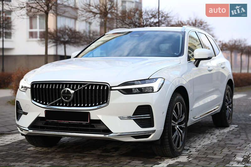 Volvo XC60 2022