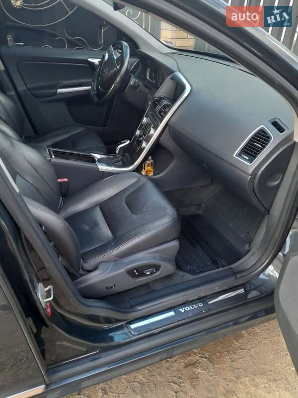 Позашляховик / Кросовер Volvo XC60 2015 в Вознесенську
