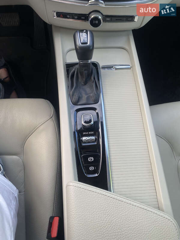 Внедорожник / Кроссовер Volvo XC60 2018 в Львове фото 13 Внедорожник / Кроссовер Volvo XC60 2018 в Львове