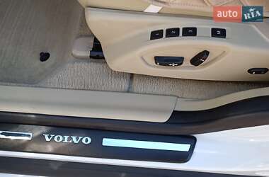 Внедорожник / Кроссовер Volvo XC60 2014 в Запорожье