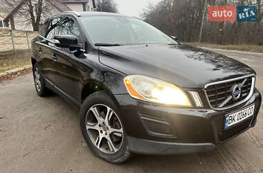 Внедорожник / Кроссовер Volvo XC60 2012 в Березному