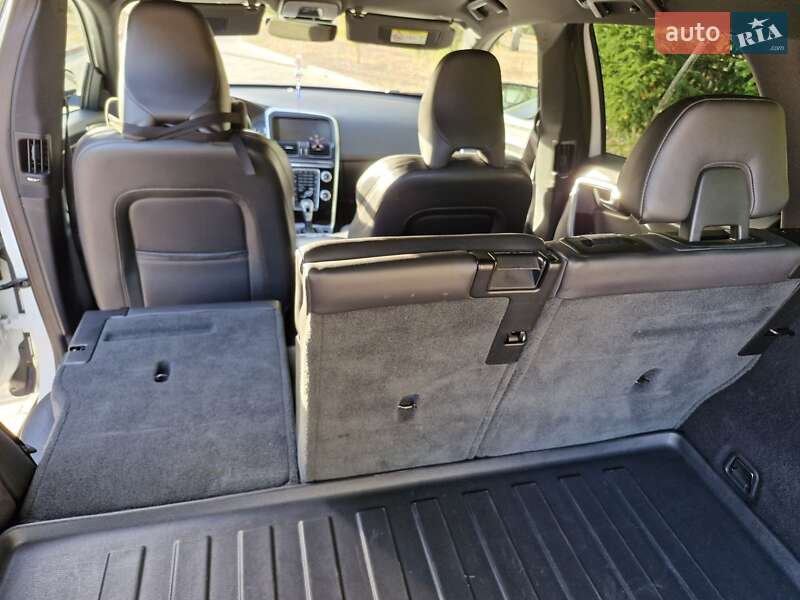 Позашляховик / Кросовер Volvo XC60 2017 в Миргороді