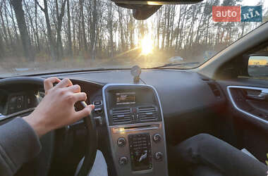 Внедорожник / Кроссовер Volvo XC60 2011 в 