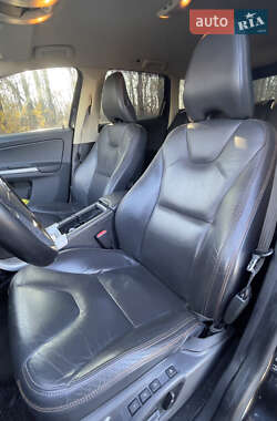 Внедорожник / Кроссовер Volvo XC60 2011 в 