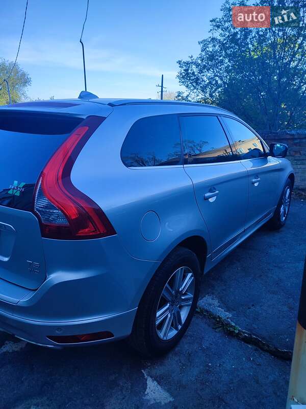 Внедорожник / Кроссовер Volvo XC60 2016 в Ровно фото 14 Внедорожник / Кроссовер Volvo XC60 2016 в Ровно