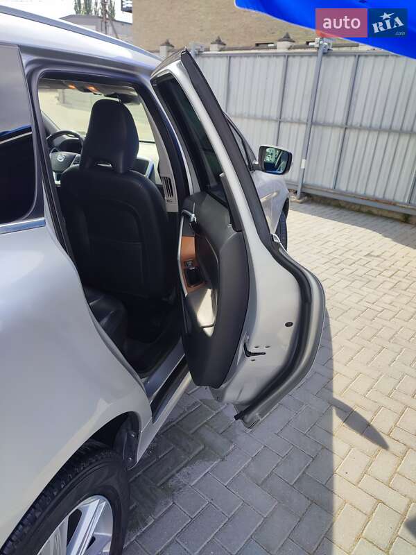 Внедорожник / Кроссовер Volvo XC60 2016 в Ровно фото 28 Внедорожник / Кроссовер Volvo XC60 2016 в Ровно