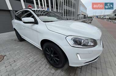 Внедорожник / Кроссовер Volvo XC60 2016 в Киеве