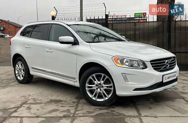 Внедорожник / Кроссовер Volvo XC60 2015 в Киеве