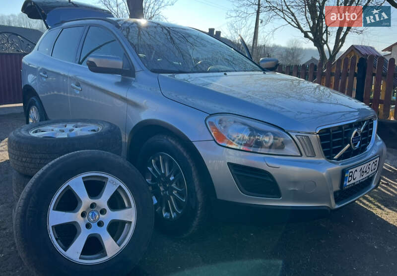 Внедорожник / Кроссовер Volvo XC60 2011 в Львове