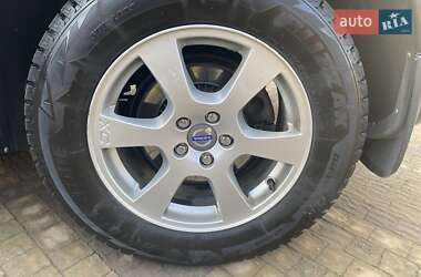 Внедорожник / Кроссовер Volvo XC60 2014 в 