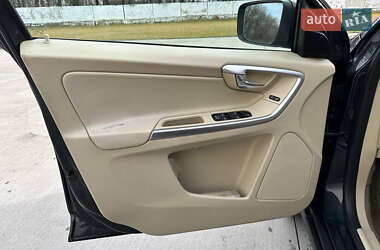 Внедорожник / Кроссовер Volvo XC60 2011 в 
