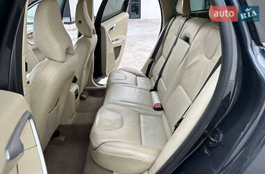 Внедорожник / Кроссовер Volvo XC60 2011 в 