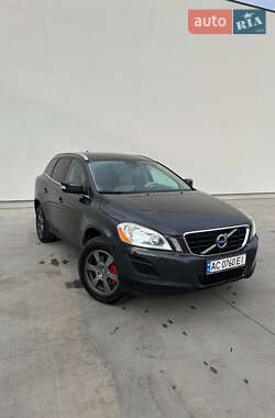 Внедорожник / Кроссовер Volvo XC60 2011 в 
