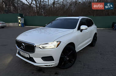 Внедорожник / Кроссовер Volvo XC60 2021 в 