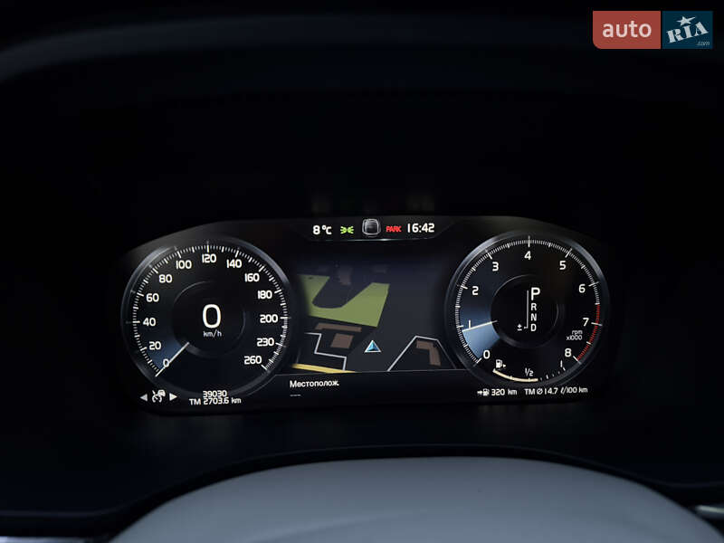 Внедорожник / Кроссовер Volvo XC60 2021 в Киеве