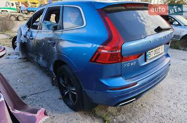 Внедорожник / Кроссовер Volvo XC60 2017 в 