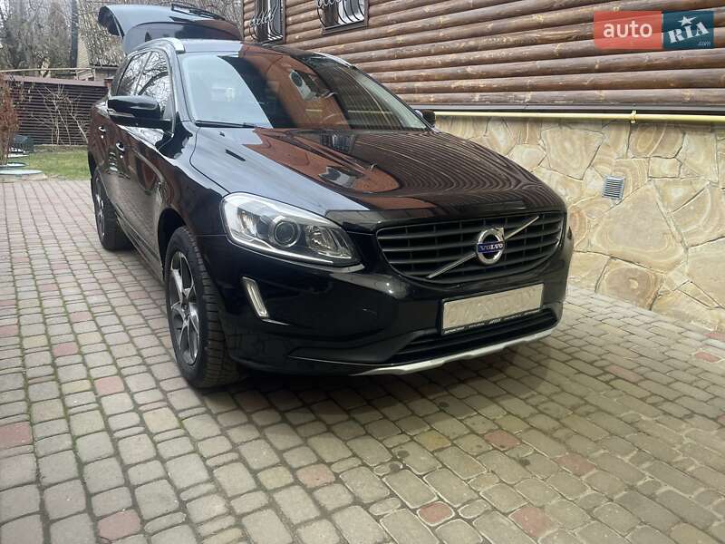 Позашляховик / Кросовер Volvo XC60 2016 в Києві