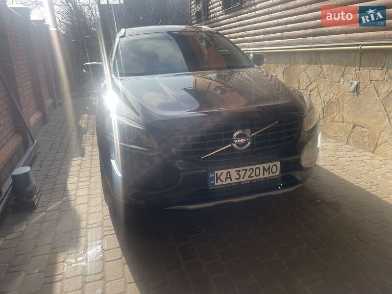 Позашляховик / Кросовер Volvo XC60 2016 в Києві