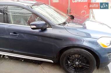 Внедорожник / Кроссовер Volvo XC60 2010 в 