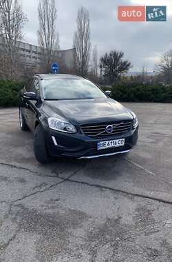 Внедорожник / Кроссовер Volvo XC60 2015 в Николаеве