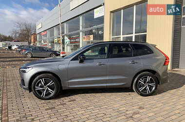 Внедорожник / Кроссовер Volvo XC60 2021 в 