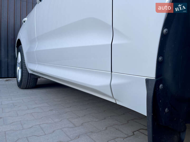 Внедорожник / Кроссовер Volvo XC60 2018 в Казатине