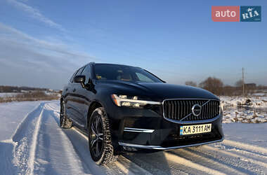 Внедорожник / Кроссовер Volvo XC60 2022 в Киеве