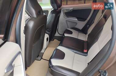 Внедорожник / Кроссовер Volvo XC60 2009 в 