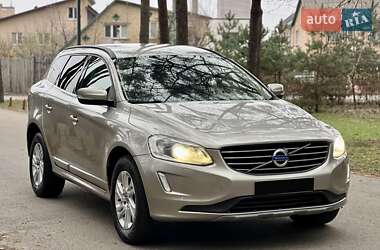 Внедорожник / Кроссовер Volvo XC60 2015 в Киеве