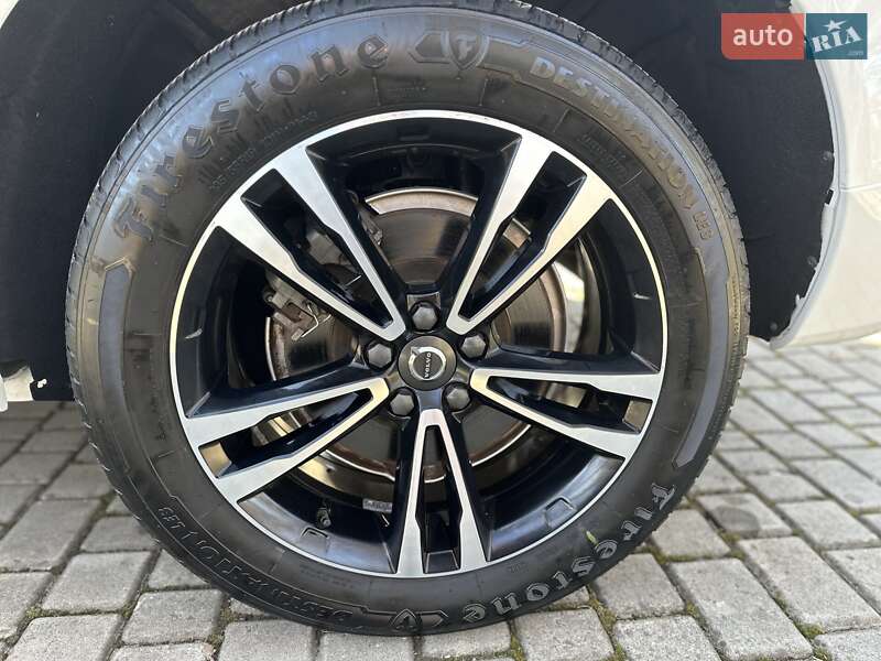 Внедорожник / Кроссовер Volvo XC60 2020 в Львове